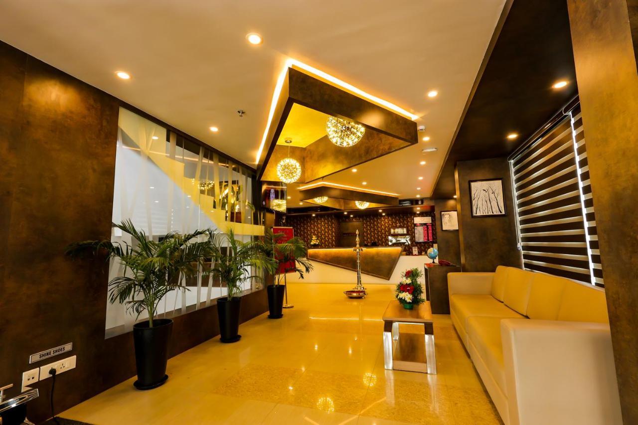 Dev Residency Hotel Thiruvananthapuram Ngoại thất bức ảnh