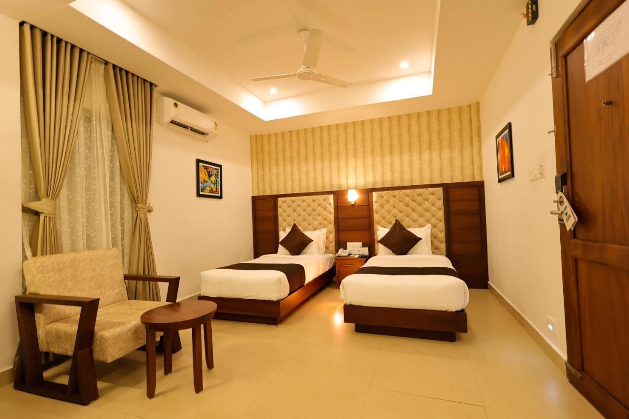 Dev Residency Hotel Thiruvananthapuram Ngoại thất bức ảnh